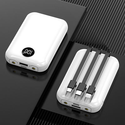 10000mAh携帯用無線充電器LCDは作り付けケーブル力銀行を表示する